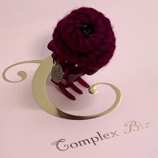 コンプレックスビズ(Complex Biz)のCOMPLEX BIZ❤️新品❤️ニットフラワークリップ（ワイン）(バレッタ/ヘアクリップ)