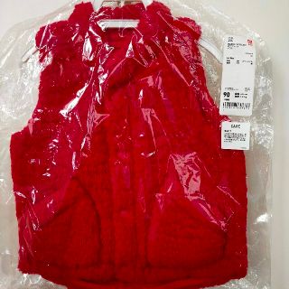 ユニクロ(UNIQLO)の新品 UNIQLOベビー ボアフリース ベスト(ジャケット/上着)