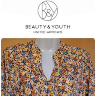 ビューティアンドユースユナイテッドアローズ(BEAUTY&YOUTH UNITED ARROWS)のビューティー＆ユース美品ユナイテッドアローズフラワープリントブラウス チュニック(シャツ/ブラウス(長袖/七分))