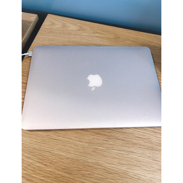 Apple(アップル)のMacBook Air＊ケース付き 【バッテリー交換必要】 スマホ/家電/カメラのPC/タブレット(ノートPC)の商品写真