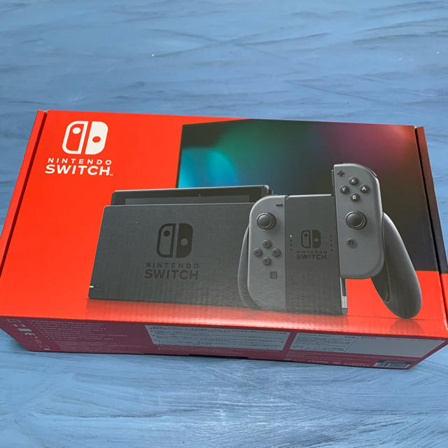 Nintendo Switch(ニンテンドースイッチ)のNintendo Switch グレー　新品未開封です。  エンタメ/ホビーのゲームソフト/ゲーム機本体(携帯用ゲーム機本体)の商品写真