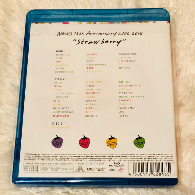 NEWS(ニュース)のNEWS LIVE 2018 Strawberry Blu-ray エンタメ/ホビーのDVD/ブルーレイ(ミュージック)の商品写真