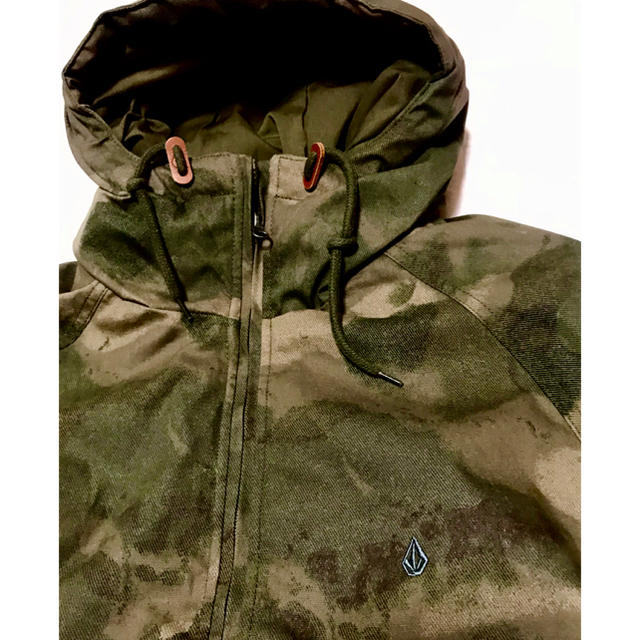 新品.VOLCOM.総柄.アウター 防寒.防風.防水タウンu0026スノーボード