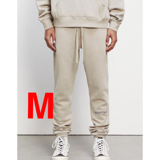 パンツfear of god  essentials スウェットパンツ　TAN  M