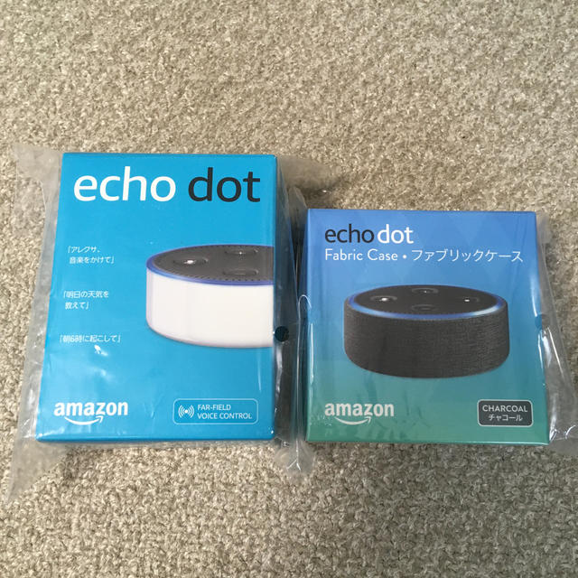 ECHO(エコー)のecho dot 第2世代 &ケース（チャコール） スマホ/家電/カメラのオーディオ機器(スピーカー)の商品写真