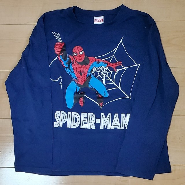 MARVEL(マーベル)の男の子　長袖　Tシャツ　150cm　スパイダーマン キッズ/ベビー/マタニティのキッズ服男の子用(90cm~)(Tシャツ/カットソー)の商品写真