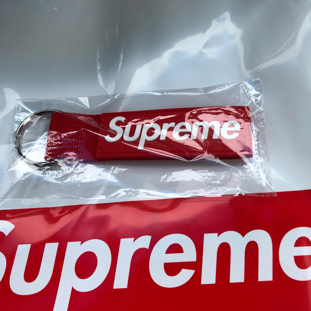 Supreme(シュプリーム)のsupreme Webbing Keychain キーホルダー　キーチェーン メンズのファッション小物(キーホルダー)の商品写真