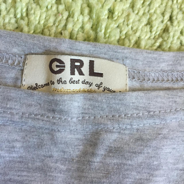 GRL(グレイル)のオフショルショート丈トップス レディースのトップス(Tシャツ(半袖/袖なし))の商品写真