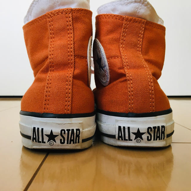 CONVERSE(コンバース)のコンバース　オールスターハイカットスニーカー　オレンジ　23.5cm レディースの靴/シューズ(スニーカー)の商品写真