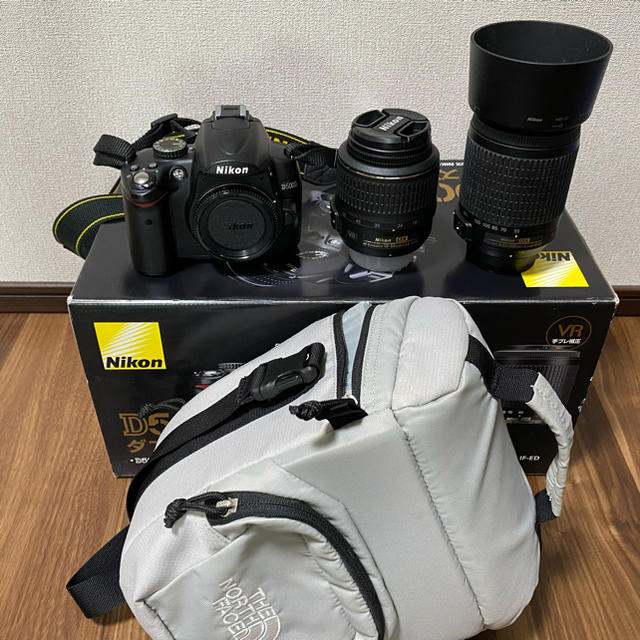 Nikon D5000 ダブルズーム　ノースフェイスバック