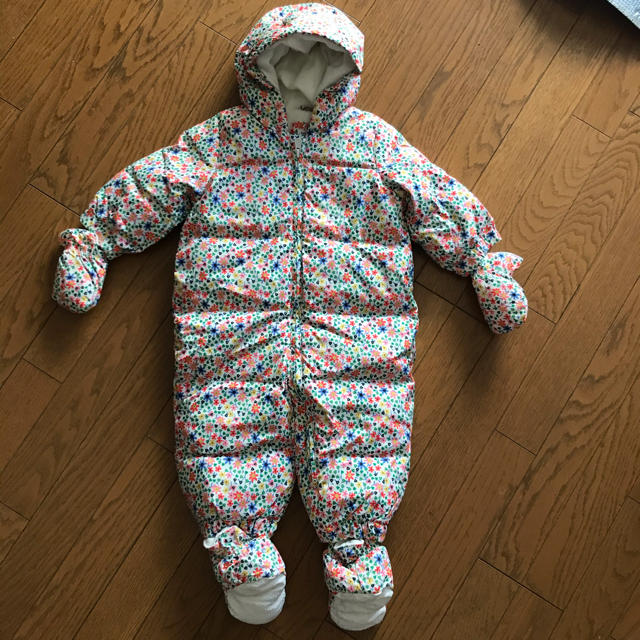 babyGAP(ベビーギャップ)のbaby GAP ダウンロンパース キッズ/ベビー/マタニティのベビー服(~85cm)(ロンパース)の商品写真