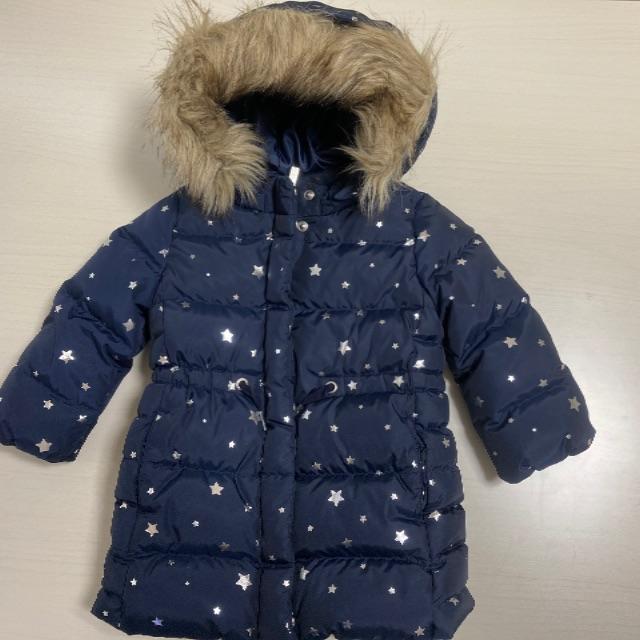 GAP(ギャップ)の95センチ　キッズダウンコート キッズ/ベビー/マタニティのキッズ服女の子用(90cm~)(コート)の商品写真