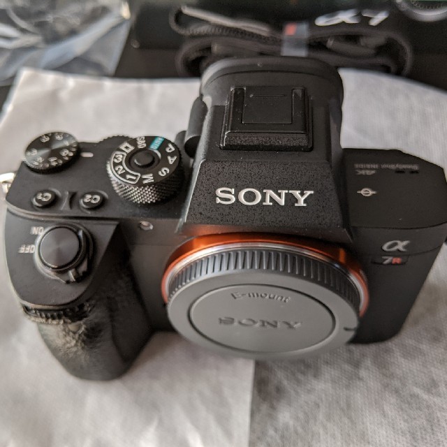 SONY(ソニー)のα7RⅢ SONY スマホ/家電/カメラのカメラ(ミラーレス一眼)の商品写真