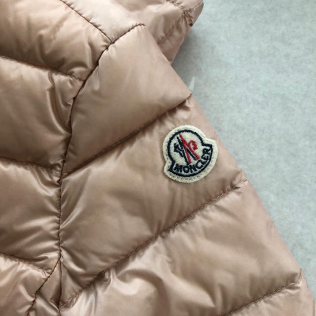 MONCLER(モンクレール)のお取置き　モンクレー　キッズ　ライトダウン　ピンク　3A タグ付き新品 キッズ/ベビー/マタニティのキッズ服女の子用(90cm~)(コート)の商品写真