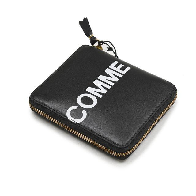 COMME des GARCONS(コムデギャルソン)のコムデギャルソン ブラックロゴ二つ折財布 メンズのファッション小物(折り財布)の商品写真