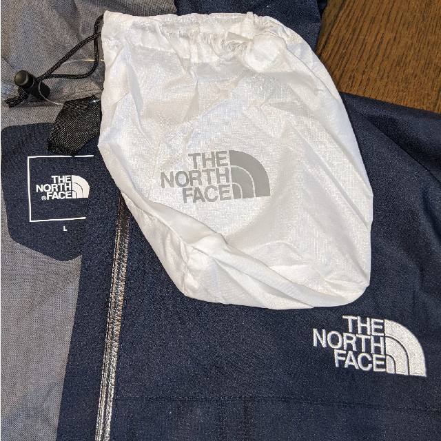 THE NORTH FACE(ザノースフェイス)のタグ付き新品未使用ノースフェイス　NP11536 メンズのジャケット/アウター(ナイロンジャケット)の商品写真