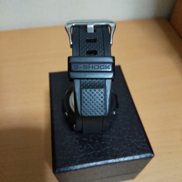G-SHOCK(ジーショック)のG-SHOCK GST-W300 黒☓シルバー メンズの時計(腕時計(デジタル))の商品写真