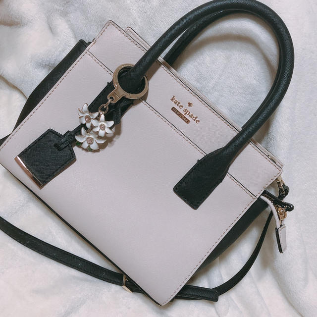 ケイトスペード♡ハンドバッグ&チャーム付き♡ショルダーバッグKATE SPADE