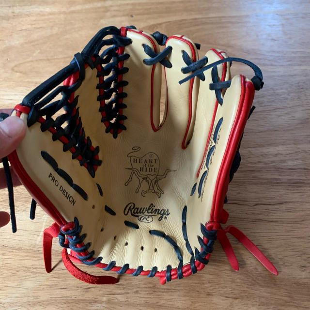 Rawlings(ローリングス)の美品ローリングス軟式内野用！メジャー仕様 スポーツ/アウトドアの野球(グローブ)の商品写真