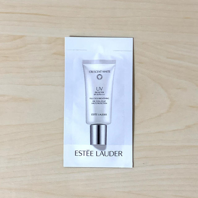 Estee Lauder(エスティローダー)のエスティローダー♡クレッセントホワイトUVプロテクター コスメ/美容のベースメイク/化粧品(化粧下地)の商品写真