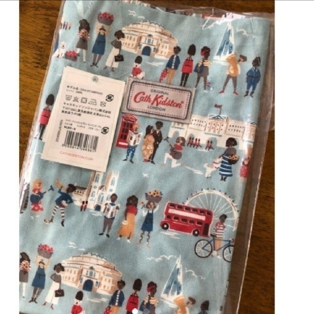 Cath Kidston - キャスキッドソン エプロン ロンドン 犬の通販 Cath Kidston - キャスキッドソン エプロン ロンドン 犬の通販
