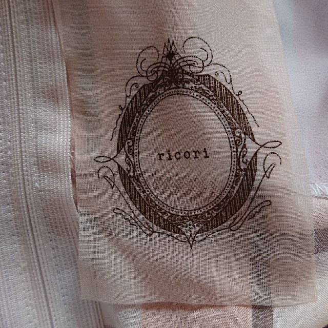 ricori(リコリ)のricori (リコリ)トップス。 レディースのトップス(シャツ/ブラウス(半袖/袖なし))の商品写真
