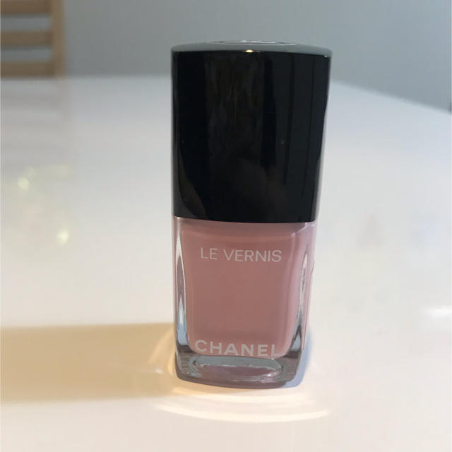 CHANEL(シャネル)のCHANEL ネイルエナメル　588 コスメ/美容のネイル(マニキュア)の商品写真