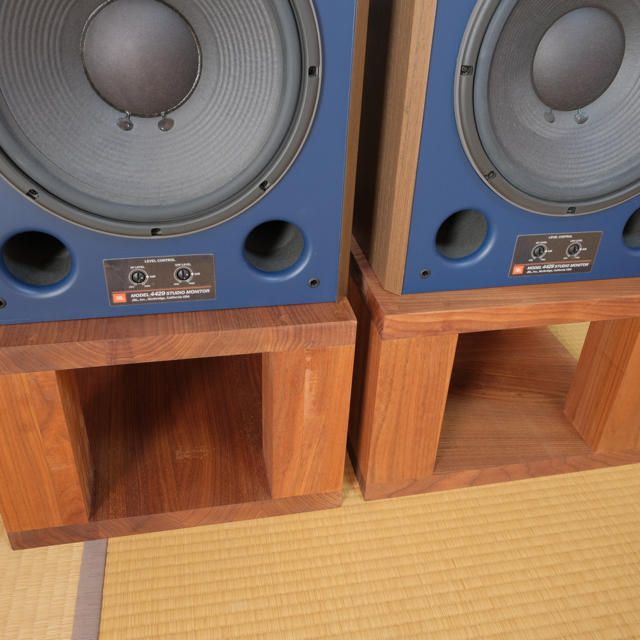 価格相談可)中古美品 JBL 4429ペア + オーダー製スタンドの 価格相談可)中古美品 JBL 4429ペア + オーダー製スタンドの