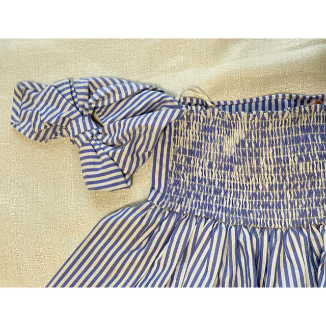 ZARA(ザラ)のZara ストライプ　刺繍　オフショル レディースのトップス(シャツ/ブラウス(半袖/袖なし))の商品写真