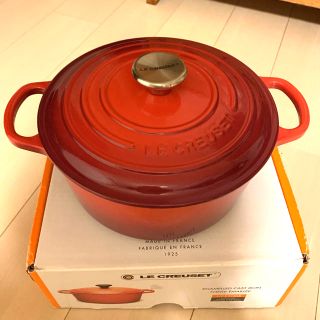 ルクルーゼ(LE CREUSET)のル・クルーゼ　シグニチャーココットロンド　22㎝　レッド(鍋/フライパン)