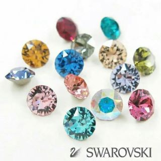 スワロフスキー(SWAROVSKI)のスワロフスキー チャトン Ｖカット ラインストーン ネイルアート デコ ストーン(ネイル用品)