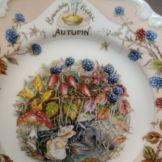 Royal Doulton ブランブリーヘッジ Autumn飾り皿 | www