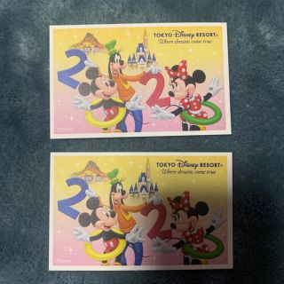 ディズニー(Disney)のディズニー　ペアチケット　2枚(遊園地/テーマパーク)