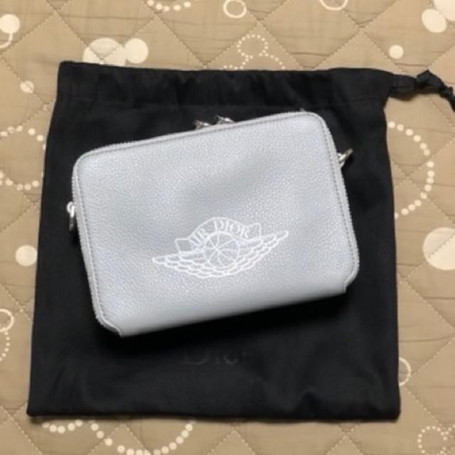 Christian Dior(クリスチャンディオール)のエアディオール　ショルダーバッグ　【限定販売品】#クリスチャンディオール メンズのバッグ(ショルダーバッグ)の商品写真