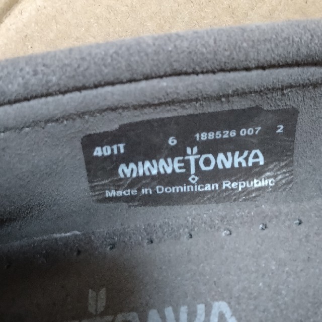 Minnetonka(ミネトンカ)のミネトンカ　Minnetonka　サイズ6 レディースの靴/シューズ(スリッポン/モカシン)の商品写真