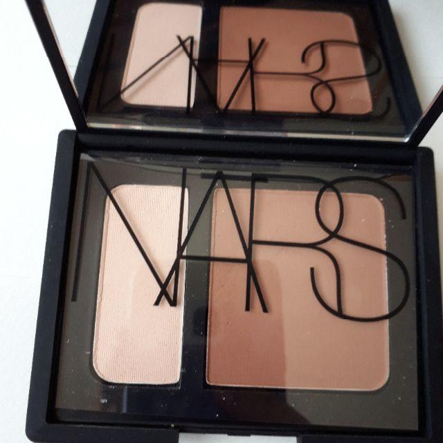 【NARS】コントゥアーブラッシュ 5181 コスメ/美容のベースメイク/化粧品(フェイスカラー)の商品写真