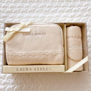 ローラアシュレイ(LAURA ASHLEY)のLAURA ASHLEY♡ローラアシュレイ ポーチ ミニタオル セット(ポーチ)