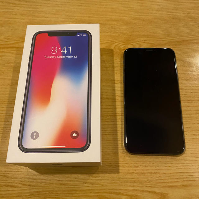 美品　iPhone X Space Gray 64 GB SIMフリー