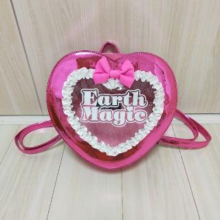 アースマジック(EARTHMAGIC)のEARTHMAGIC　ハート型💖バッグリュックサック　エナメル(リュックサック)