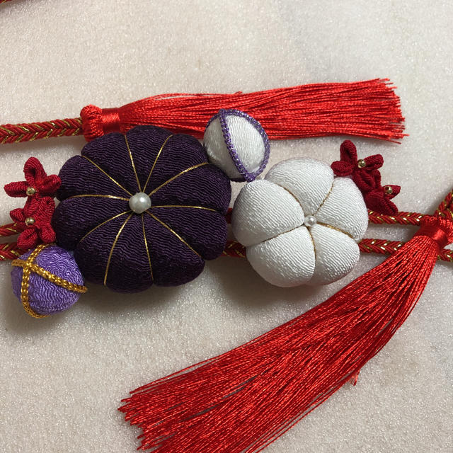 帯飾り　帯飾り紐　飾り紐　帯締め／成人式　卒業式　七五三　白・濃い紫
