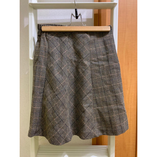 OLIVEdesOLIVE(オリーブデオリーブ)のFURLA財布、ケイトリップ、ミニスカート レディースのスカート(ミニスカート)の商品写真