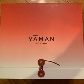 ヤーマン(YA-MAN)の最終処分　ヤーマン　フォトプラス　スペシャルコスメキットRED(フェイスケア/美顔器)