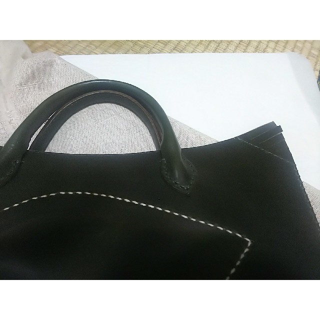 mina perhonen(ミナペルホネン)のmina perhonen　ミナペルホネン　tori bagグリーン レディースのバッグ(ハンドバッグ)の商品写真