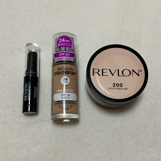 REVLON(レブロン)の【値下げ】REVLON コスメ3点セット コスメ/美容のベースメイク/化粧品(ファンデーション)の商品写真