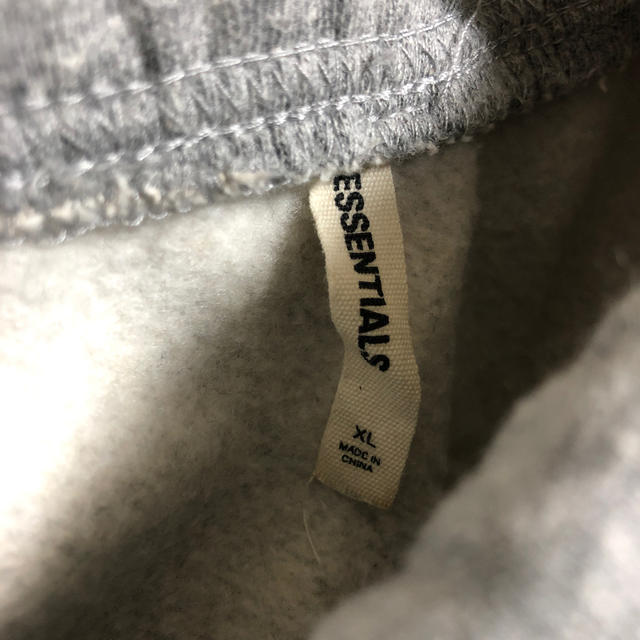 FEAR OF GOD(フィアオブゴッド)のessentials メンズのパンツ(その他)の商品写真