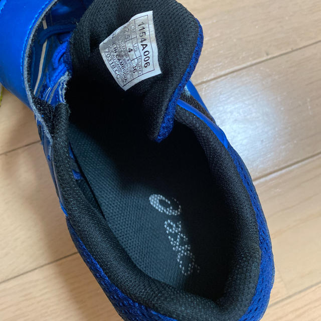 asics(アシックス)のアシックス レーザービーム！22.5㎝！ダルビッシュモデル！ キッズ/ベビー/マタニティのキッズ靴/シューズ(15cm~)(スニーカー)の商品写真