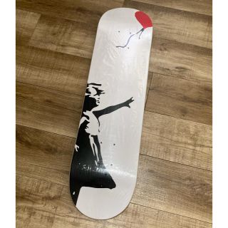 メディコムトイ(MEDICOM TOY)の限定BANKSY デッキ バンクシー 天才か反逆者か バンクシー展 スケボー (スケートボード)