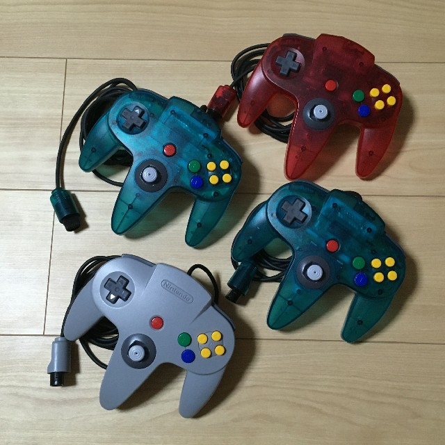 NINTENDO 64(ニンテンドウ64)の《値下げ》ニンテンドー64　任天堂 64　本体＋ソフト3本 エンタメ/ホビーのゲームソフト/ゲーム機本体(家庭用ゲーム機本体)の商品写真