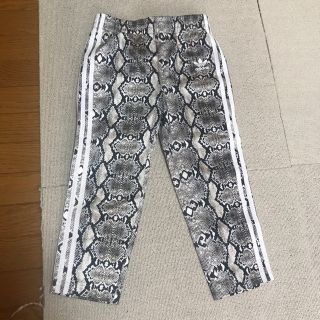 アディダス(adidas)のアディダス オリジナルス ズボン(パンツ/スパッツ)