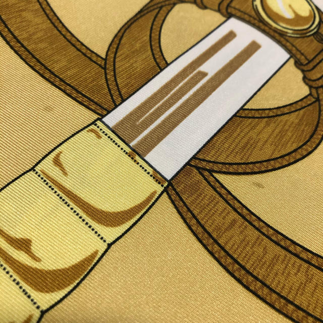 Hermes(エルメス)のHERMES エルメス カレ90スカーフ  Epron D’or シルク100% レディースのファッション小物(バンダナ/スカーフ)の商品写真